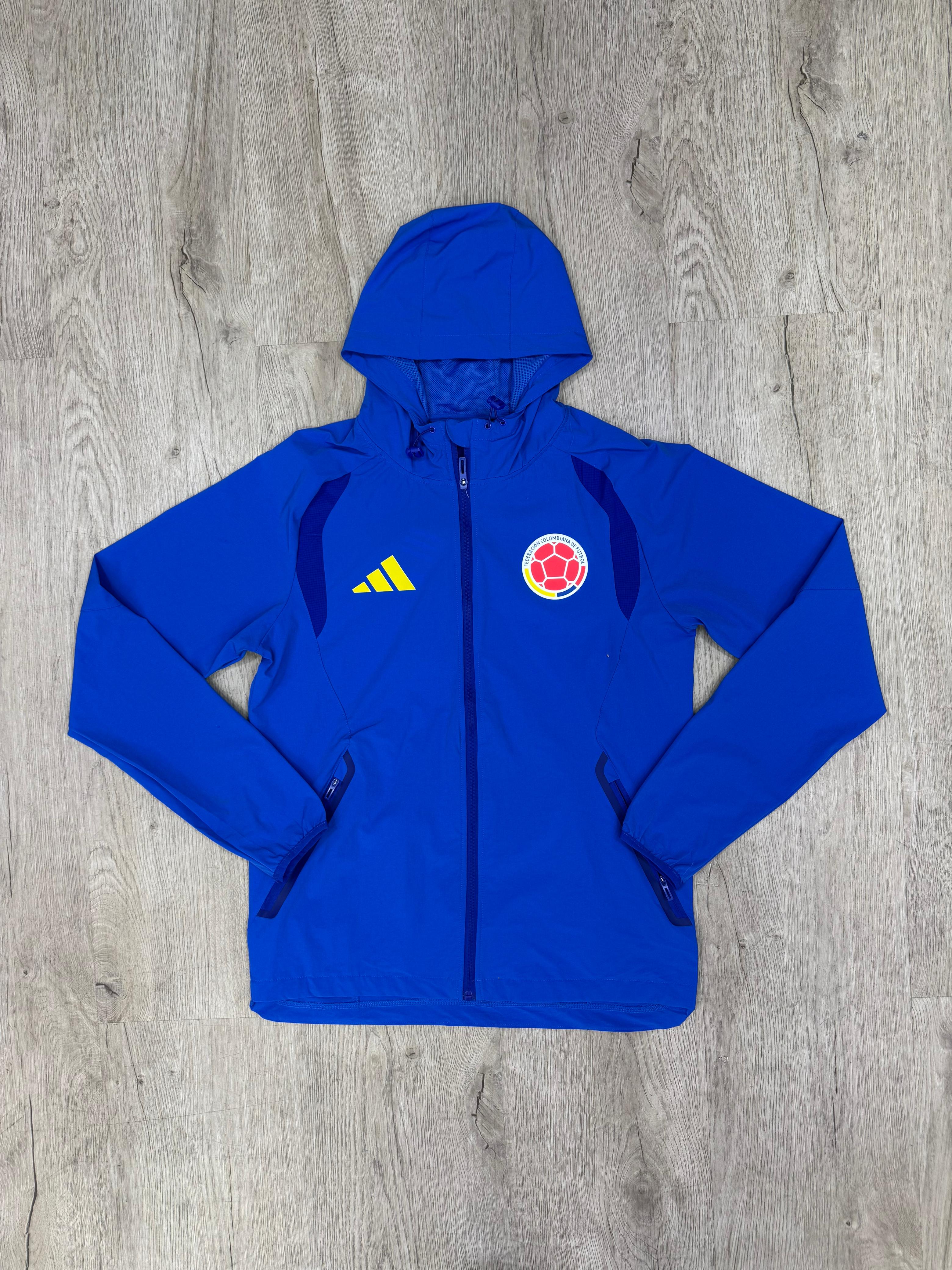 Chaqueta azul rey